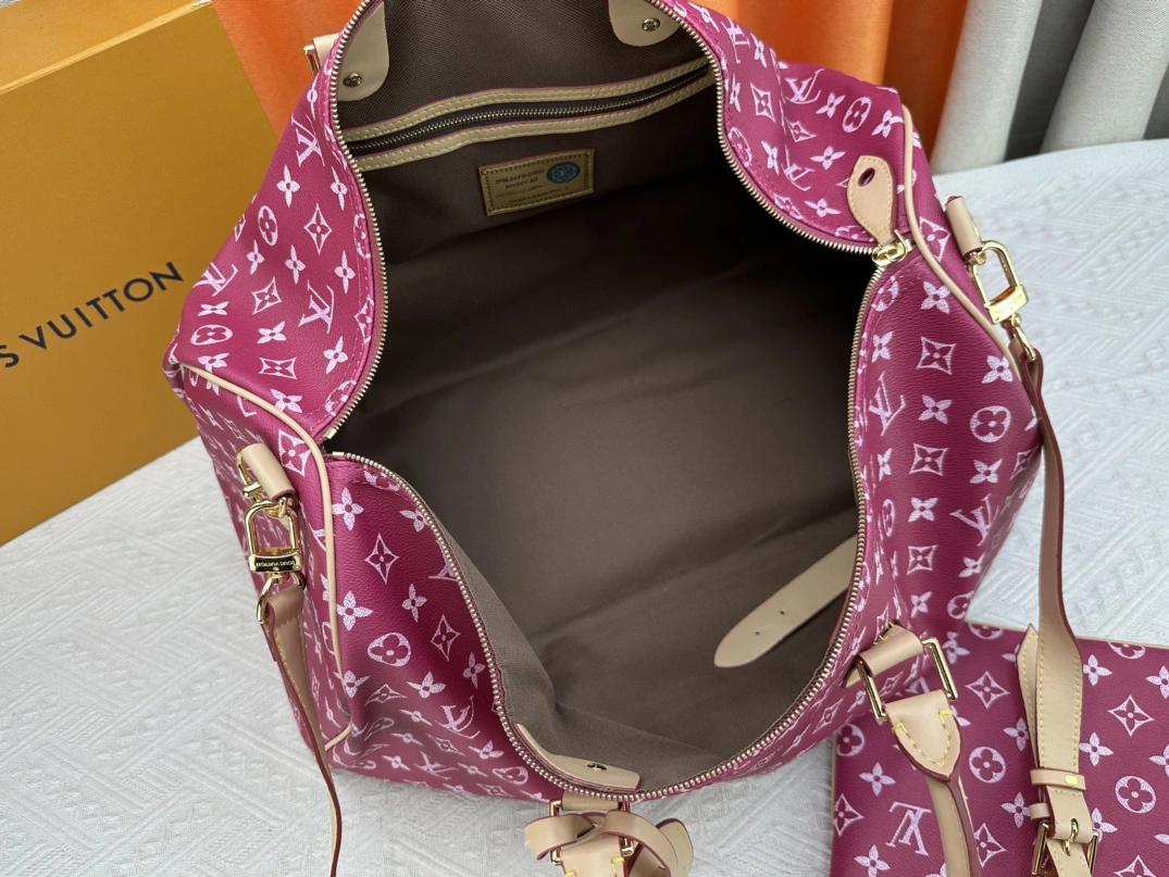 Louis Vuitton Travel Bags Stylish 258