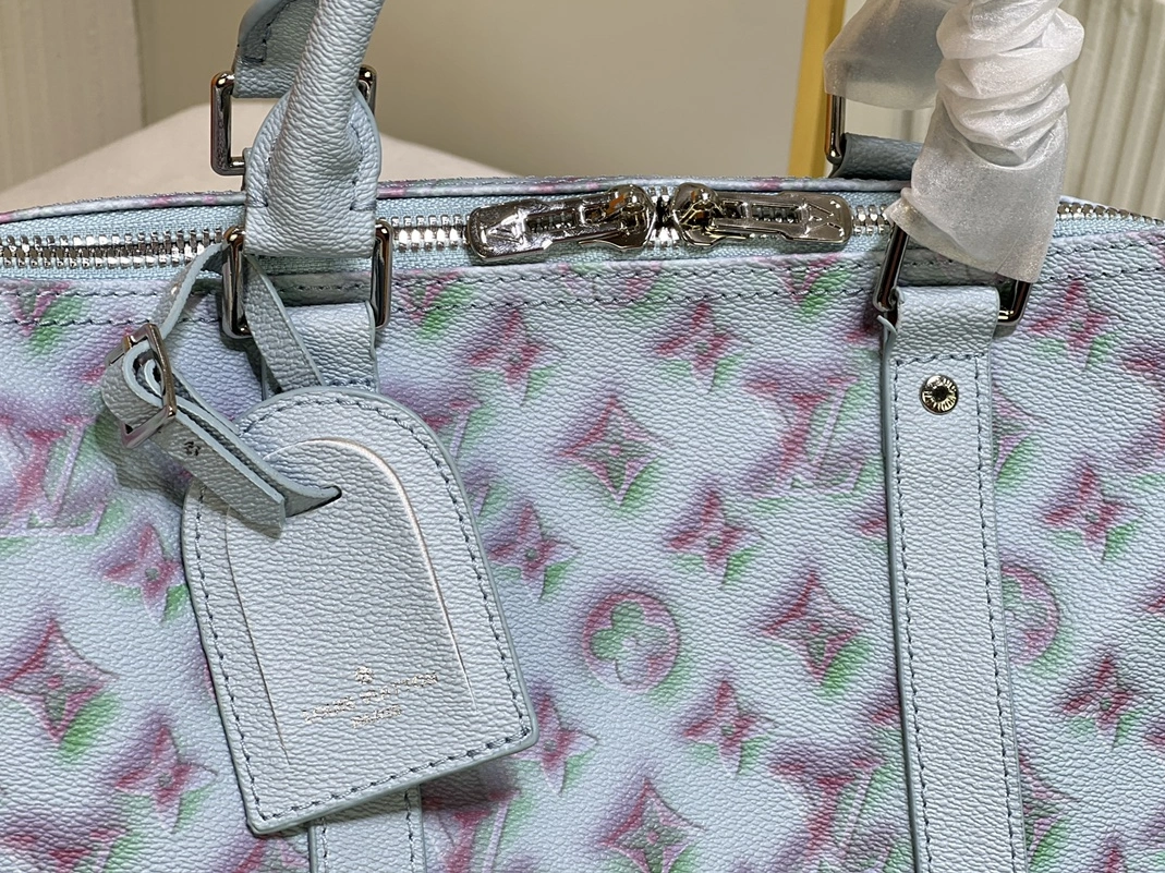 Louis Vuitton Travel Bags Stylish 7542