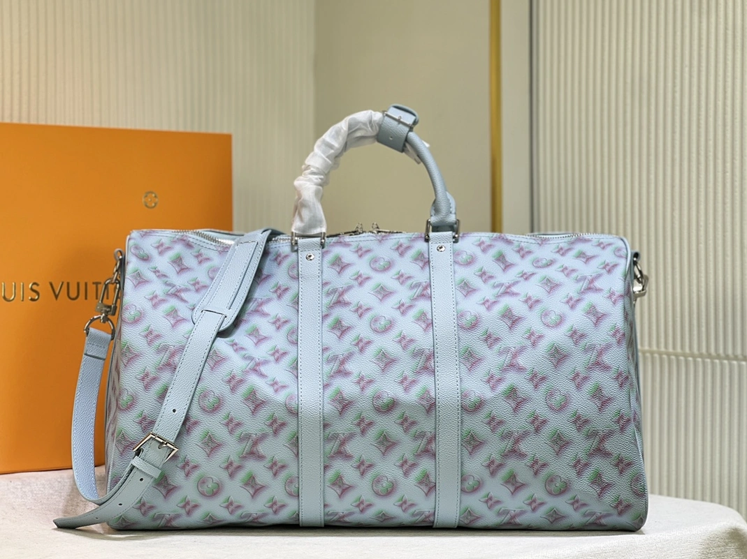 Louis Vuitton Travel Bags Stylish 7542