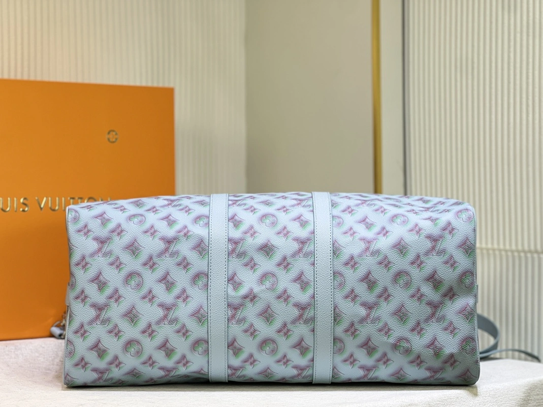 Louis Vuitton Travel Bags Stylish 7542