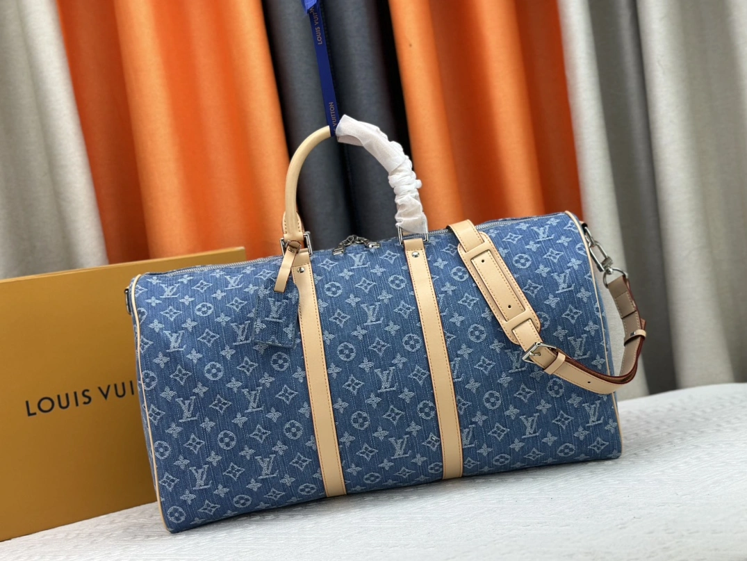 Louis Vuitton Travel Bags Timeless 2910