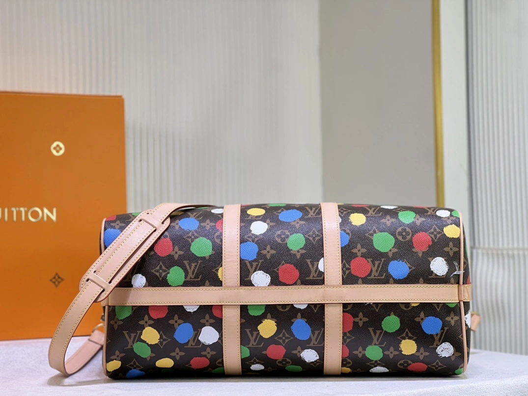 Louis Vuitton Travel Bags Timeless 6326