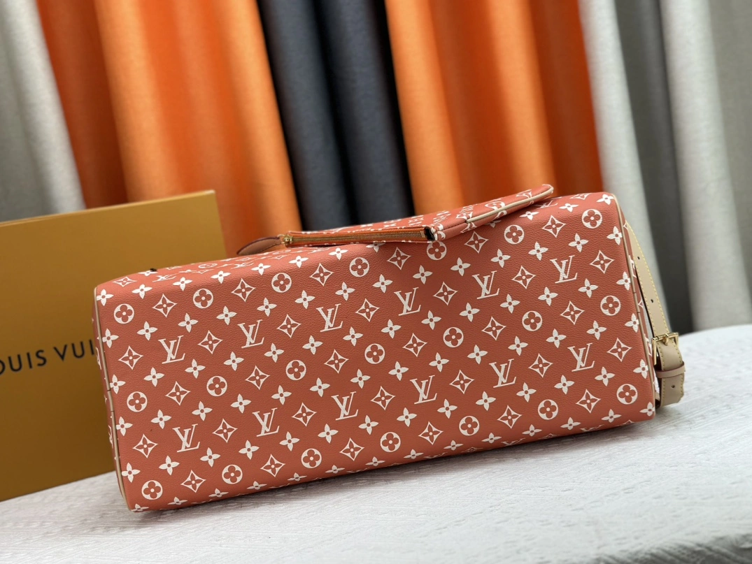 Louis Vuitton Travel Bags Timeless 7948