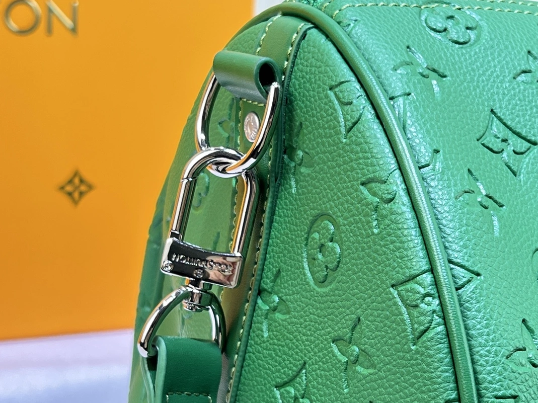 Louis Vuitton Travel Bags UrbanStyle 5334