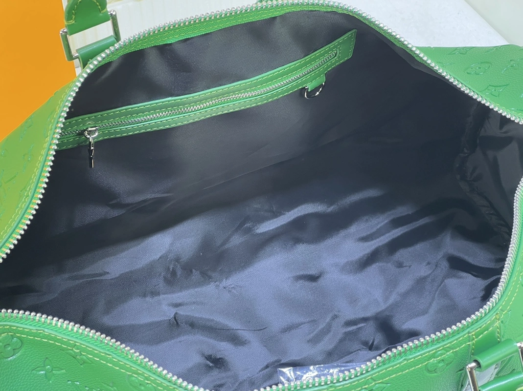 Louis Vuitton Travel Bags UrbanStyle 5334