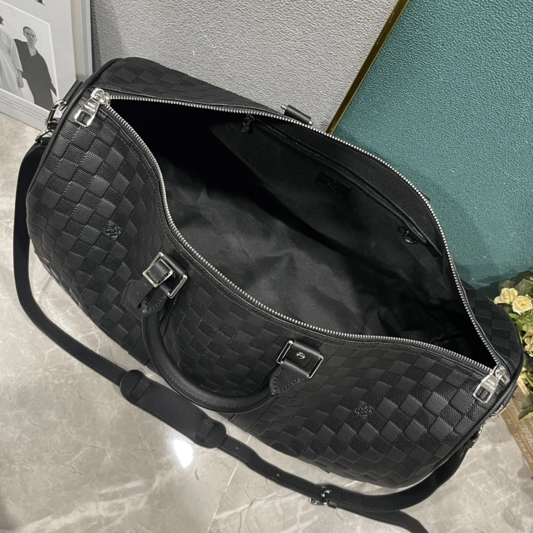 Louis Vuitton Travel Bags WellDesigned 1420