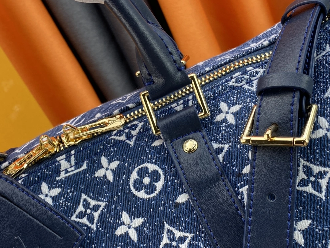 Louis Vuitton Travel Bags WellDesigned 153