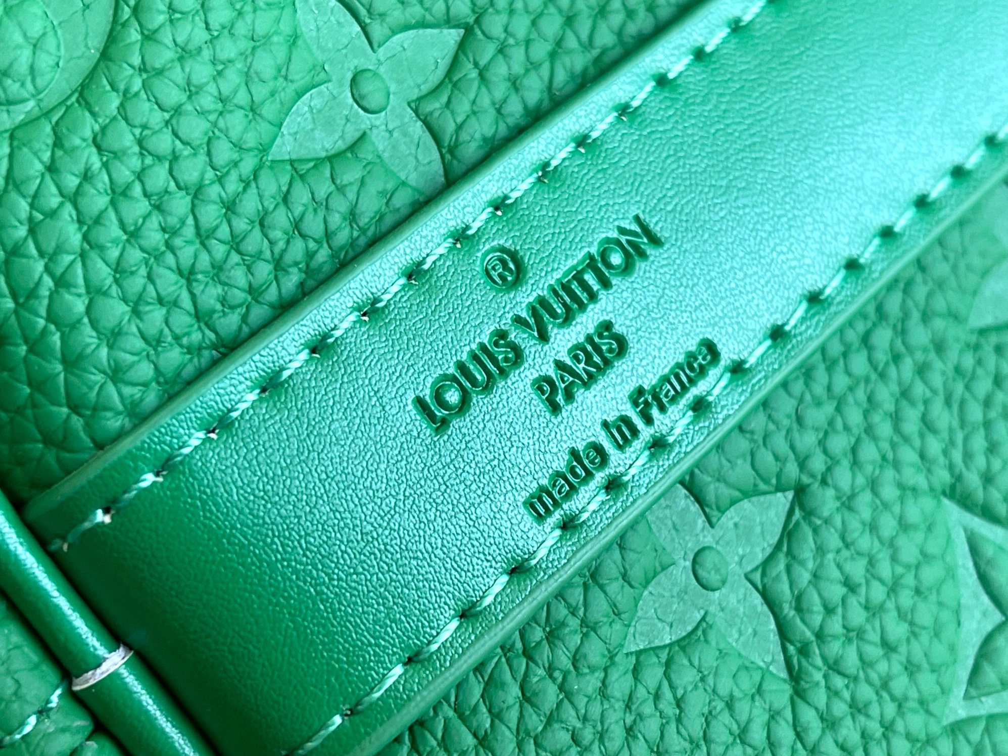 Louis Vuitton Travel Bags WellDesigned 388