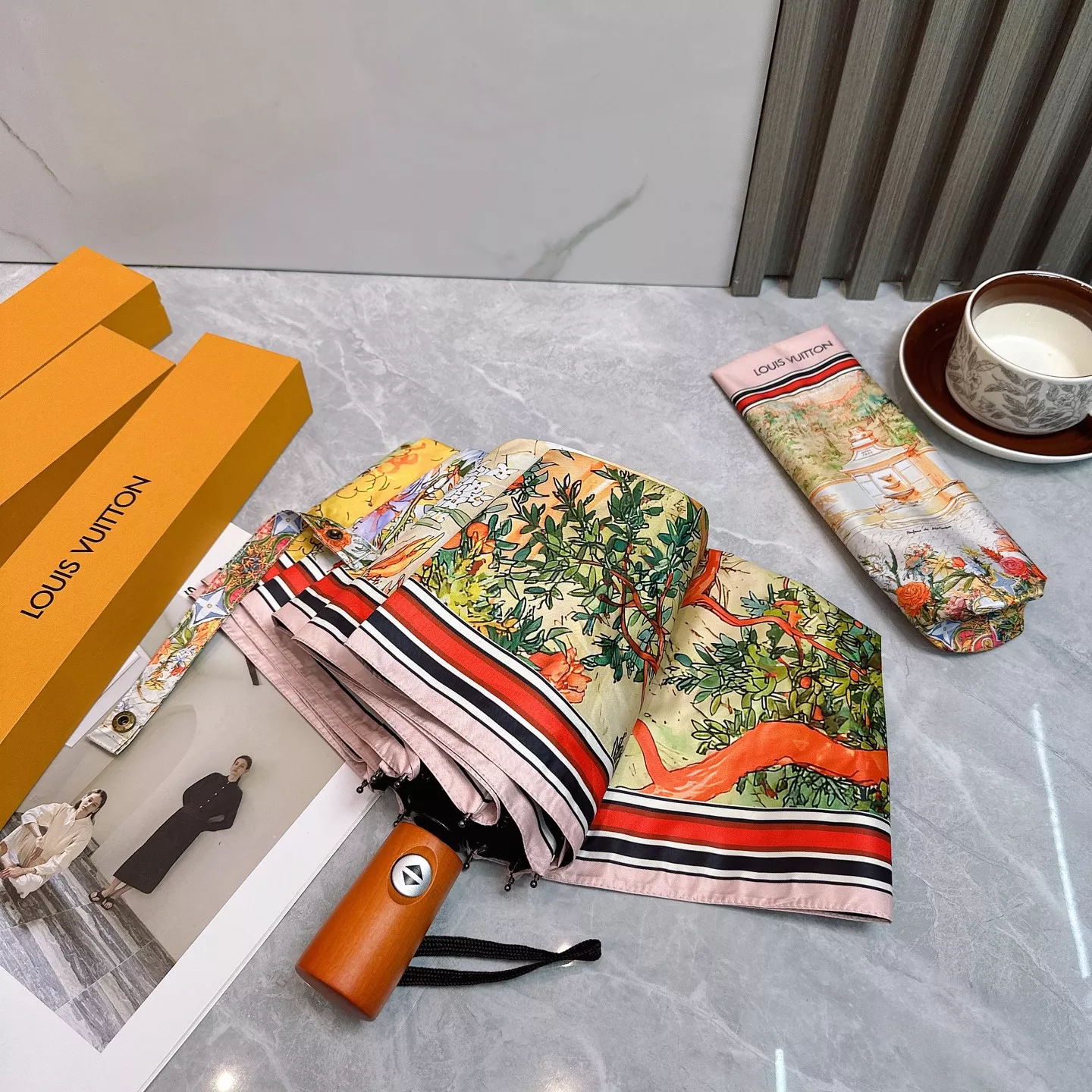 Louis Vuitton Umbrellas DailyWear 3927