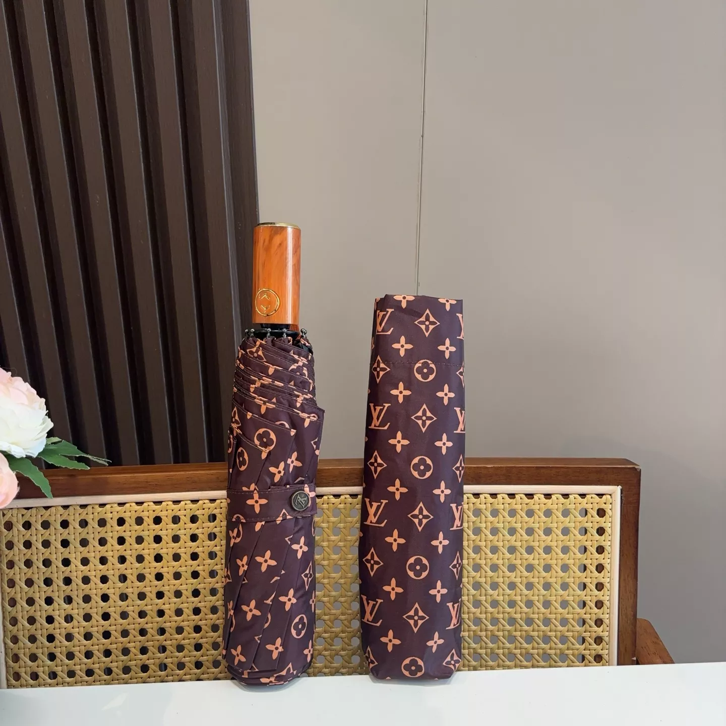 Louis Vuitton Umbrellas Minimalist 5799