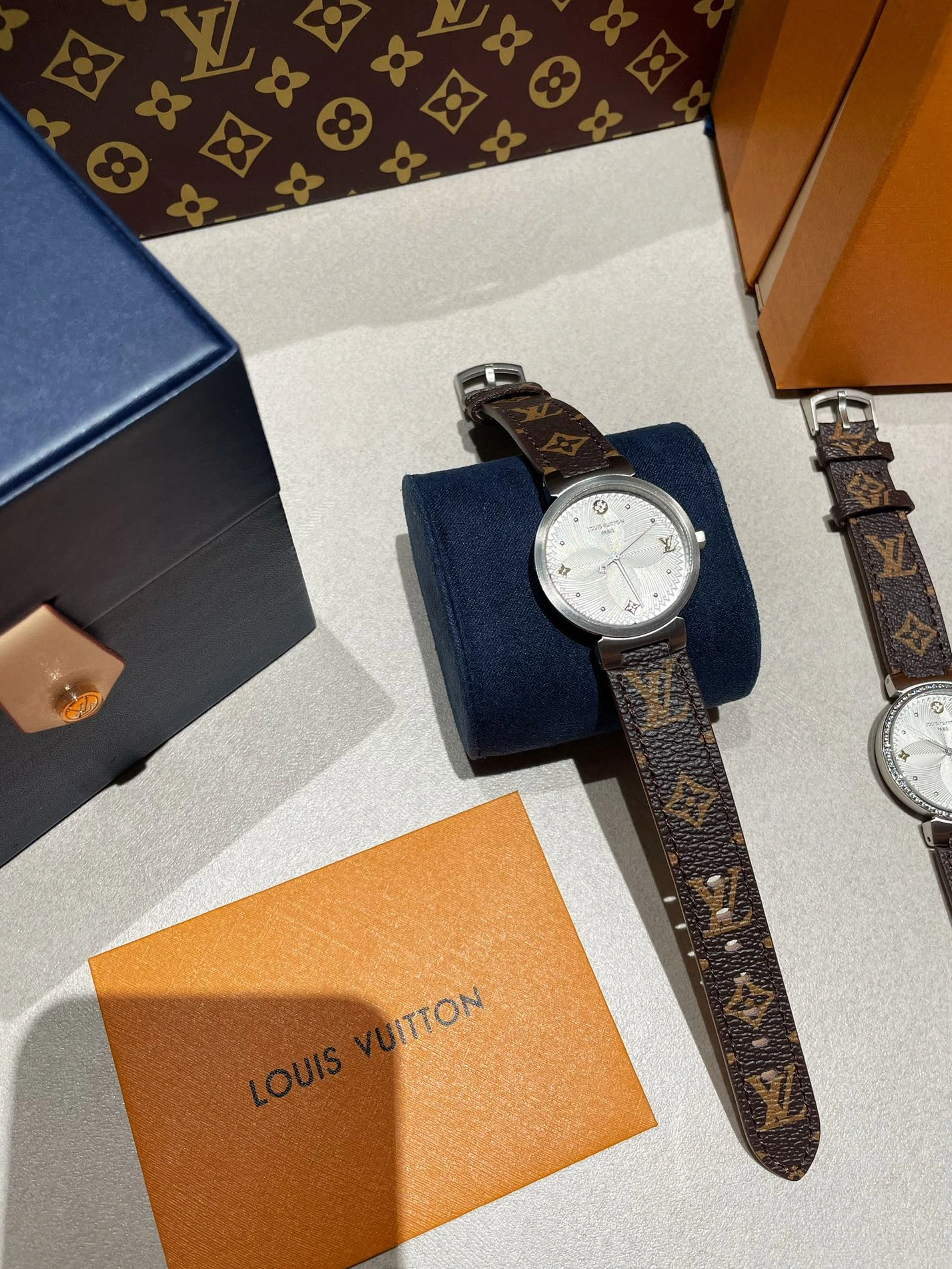 Louis Vuitton Watches Reliable 2839