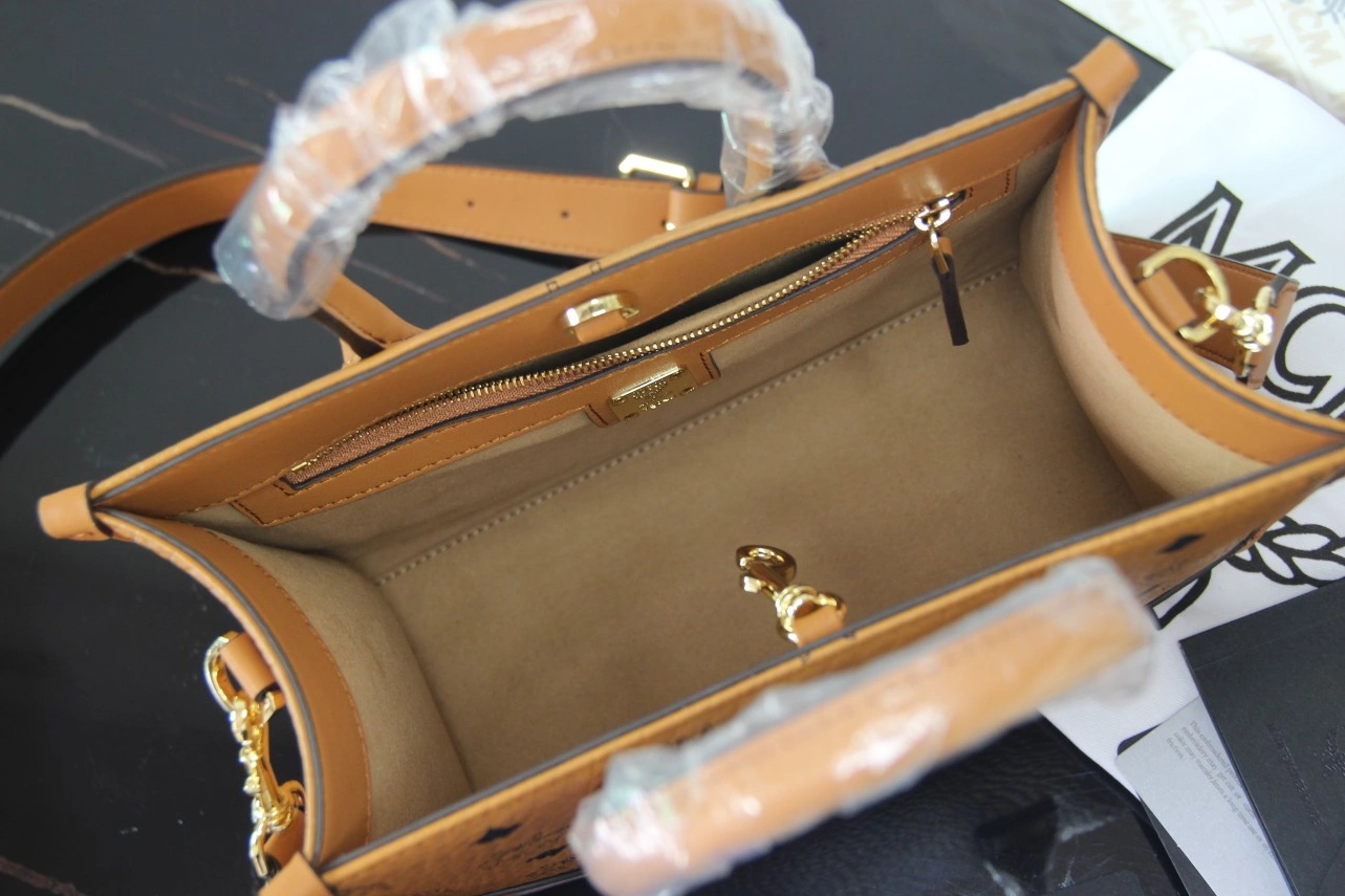 MCM AAA Quality HandBags For Women Reliable 5590