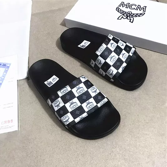 MCM Slippers For Men Classic 8497