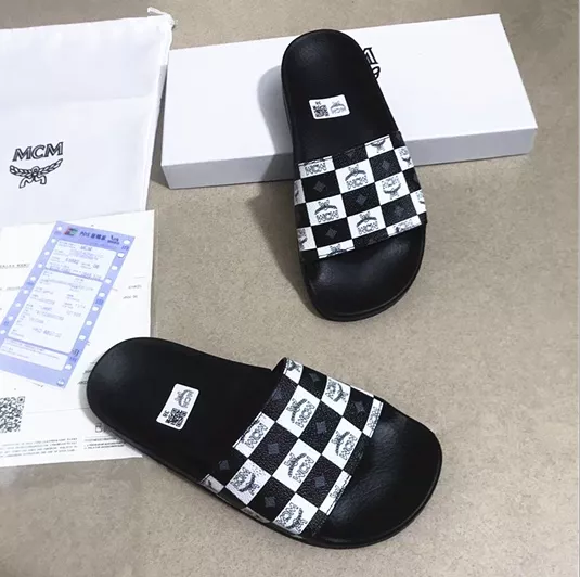 MCM Slippers For Men Classic 8497