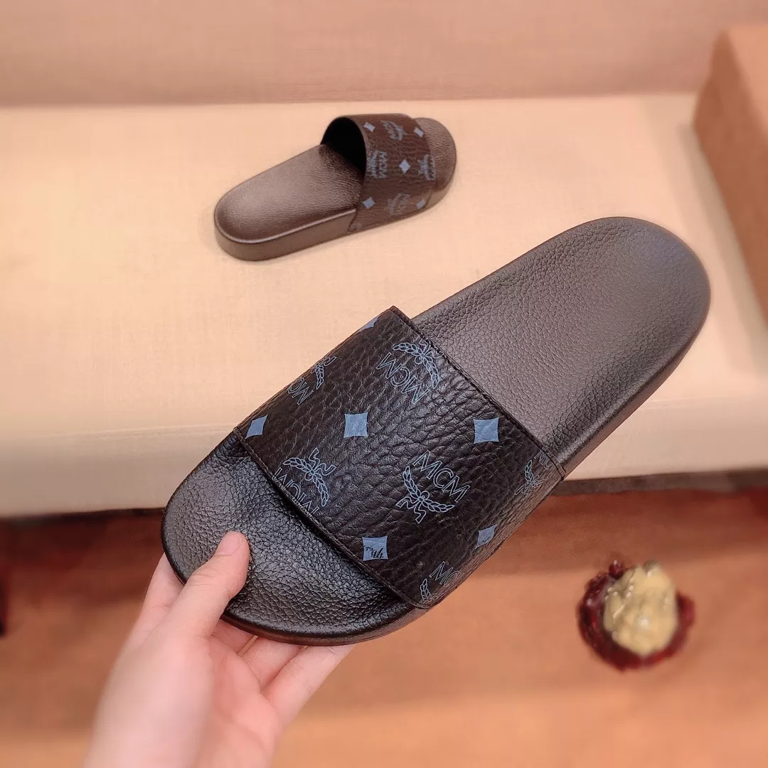 MCM Slippers For Men Soft 7000