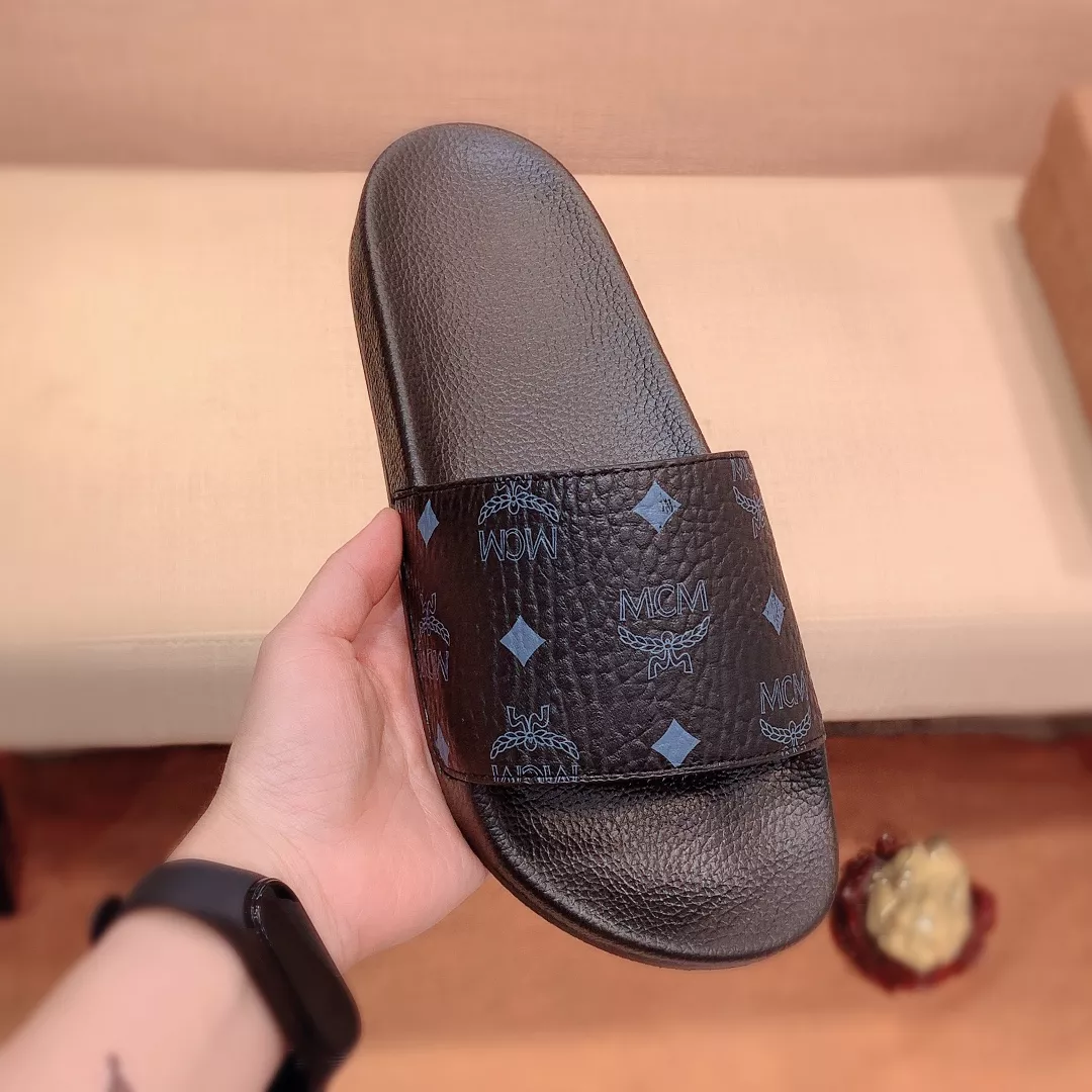 MCM Slippers For Men Soft 7000