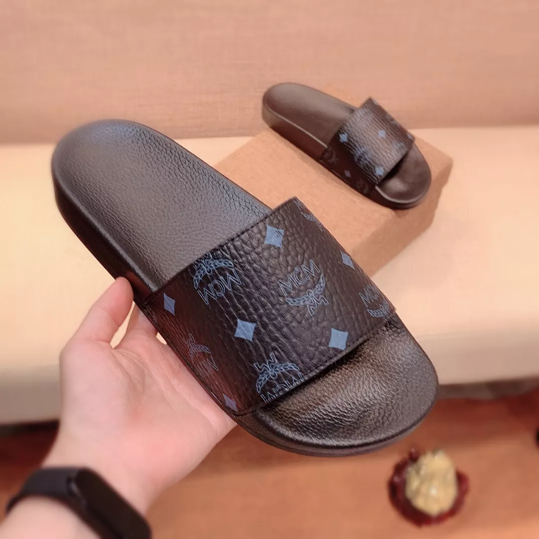 MCM Slippers For Men Soft 7000