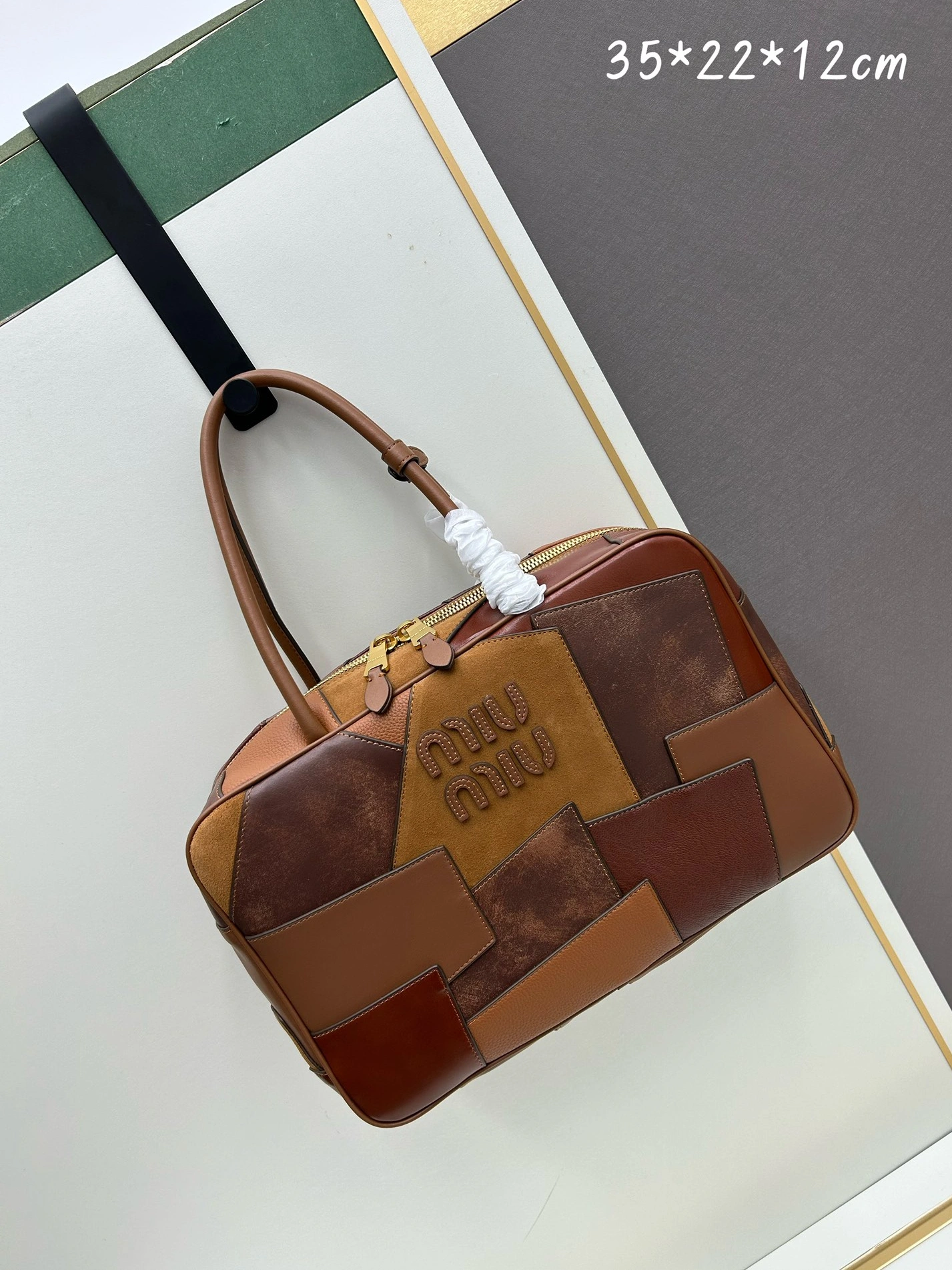 MIU MIU AAA Quality Handbags For Women Bold 9504