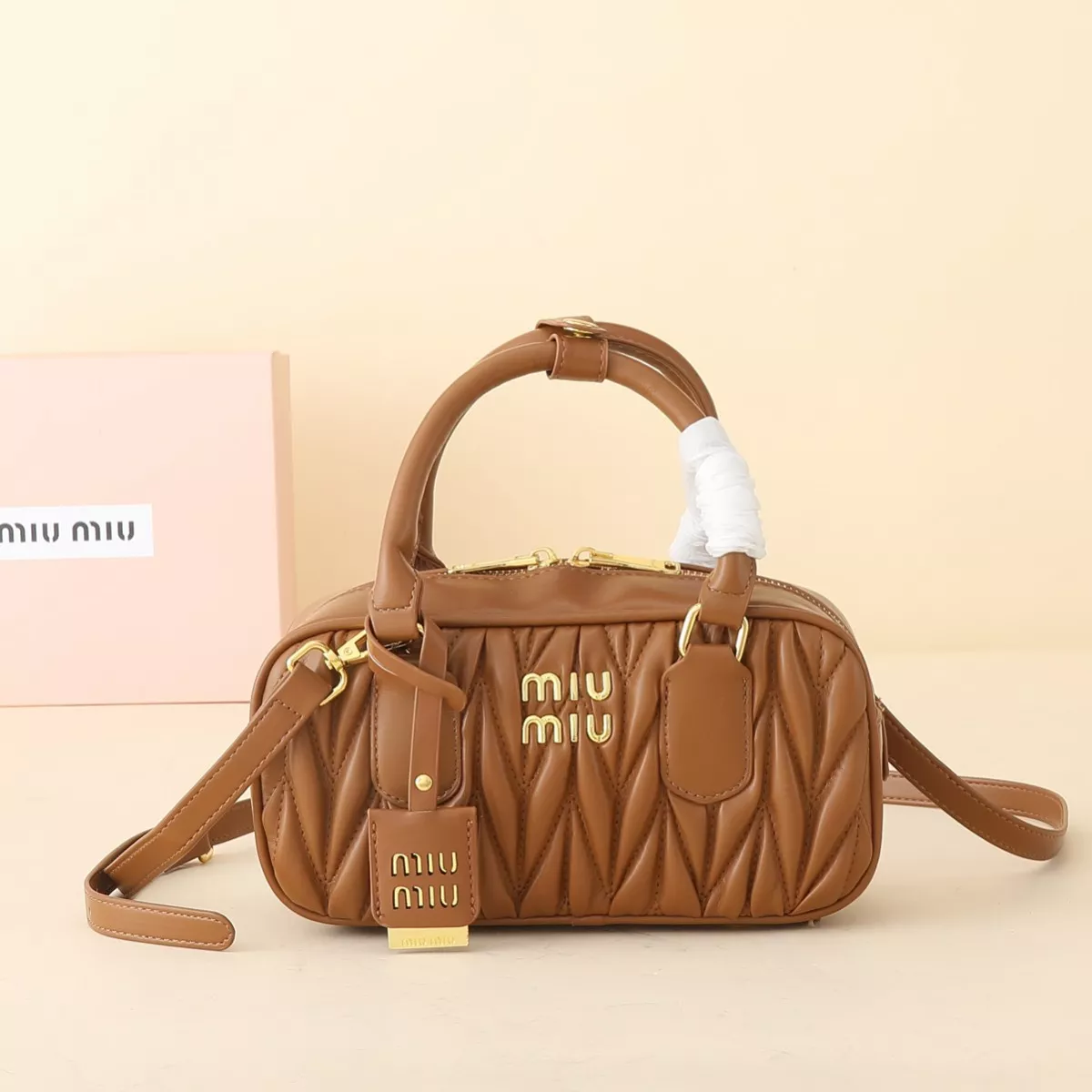 MIU MIU AAA Quality Handbags For Women Breathable 7455