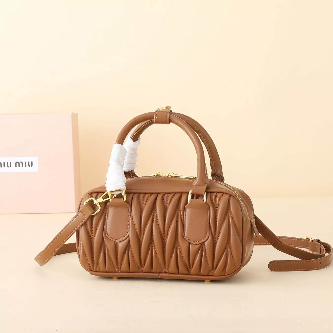 MIU MIU AAA Quality Handbags For Women Breathable 7455