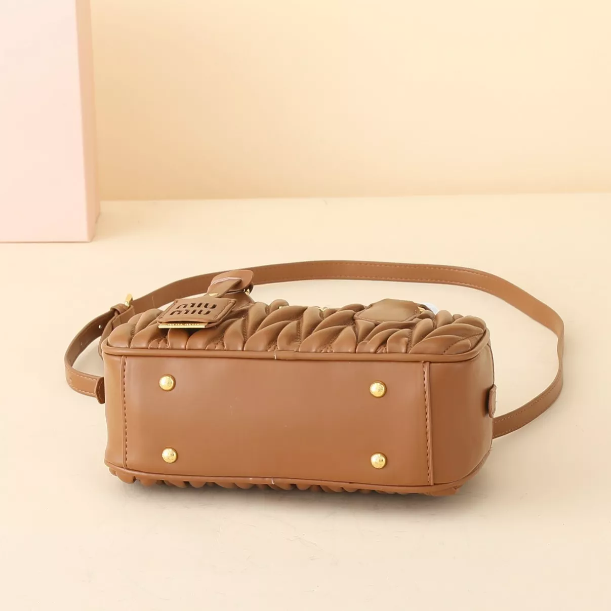 MIU MIU AAA Quality Handbags For Women Breathable 7455