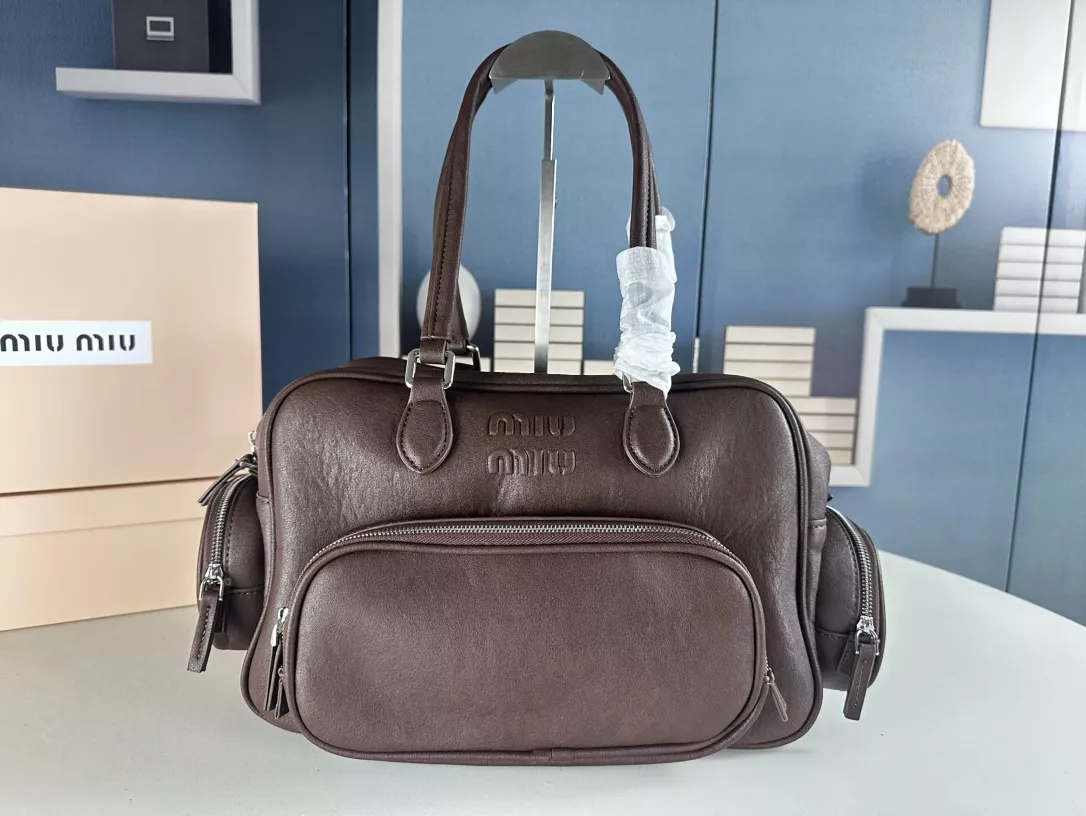 MIU MIU AAA Quality Handbags For Women Comfortable 9445