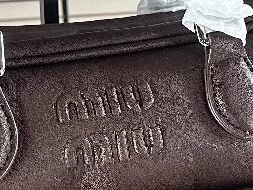 MIU MIU AAA Quality Handbags For Women Comfortable 9445