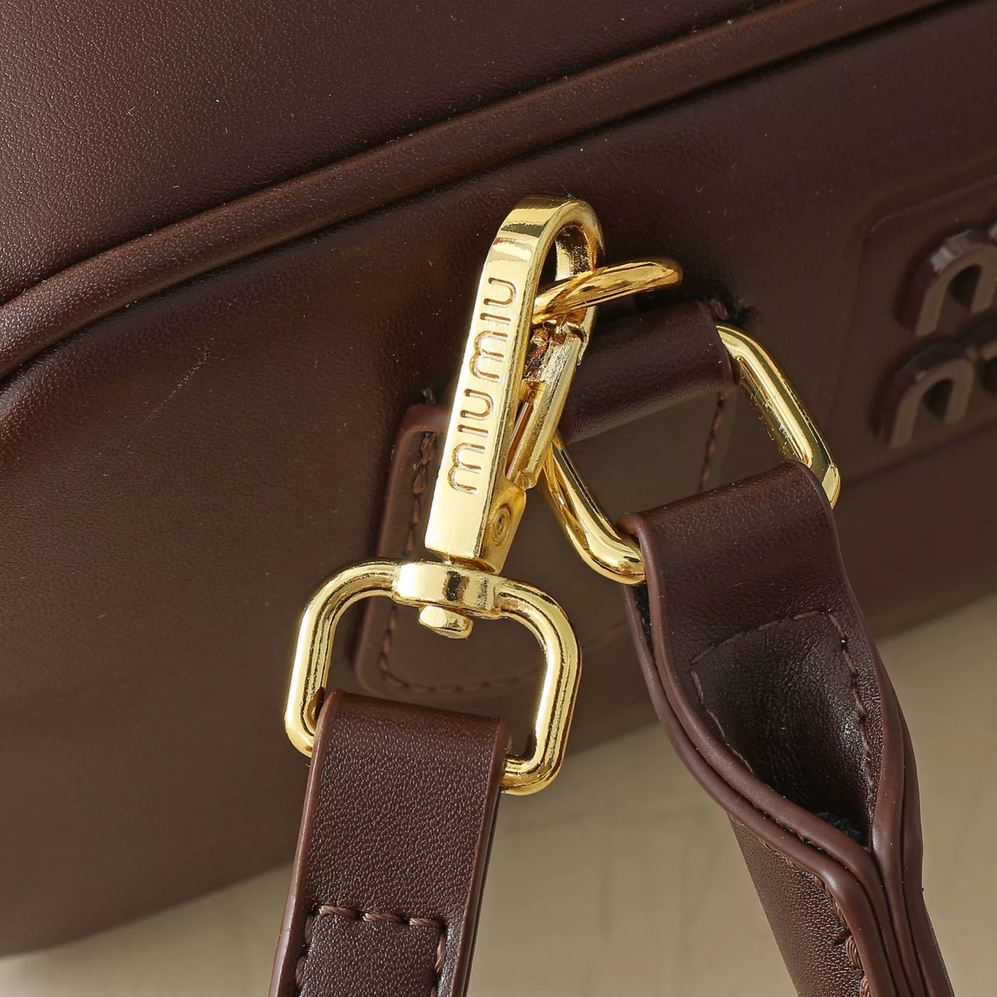 MIU MIU AAA Quality Handbags For Women Compact 677