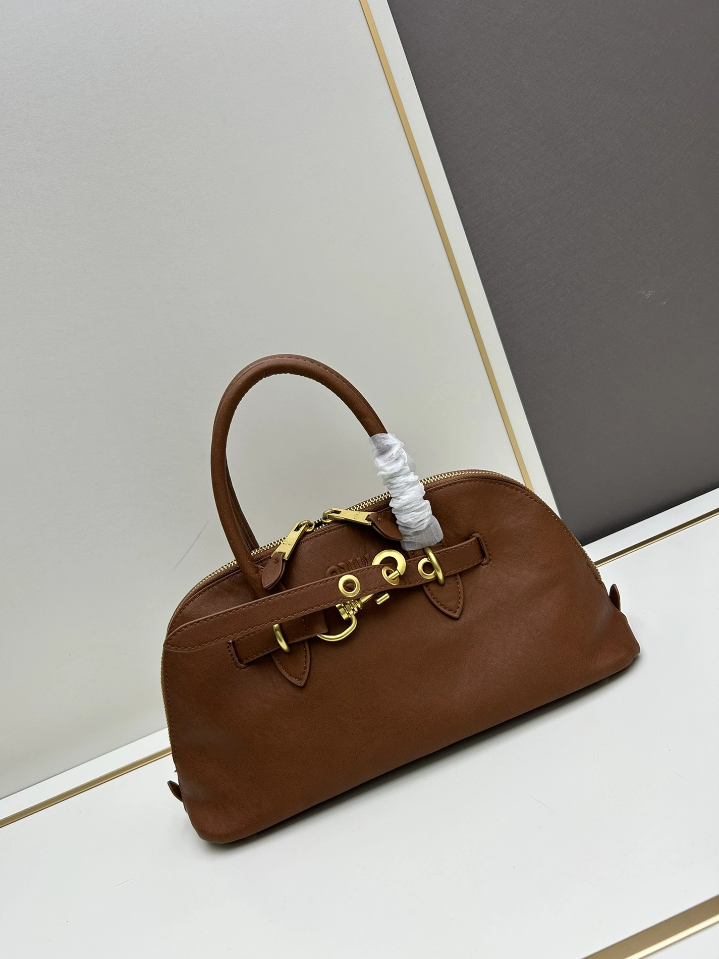 MIU MIU AAA Quality Handbags For Women Cozy 2353