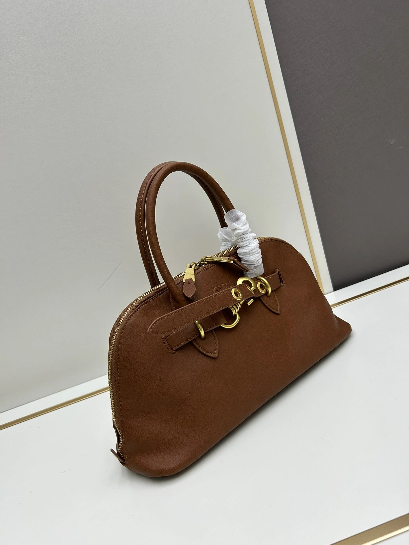 MIU MIU AAA Quality Handbags For Women Cozy 2353