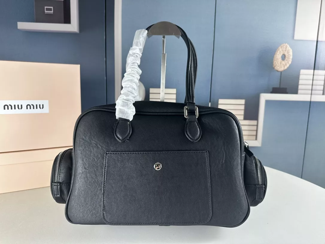 MIU MIU AAA Quality Handbags For Women DailyWear 8154