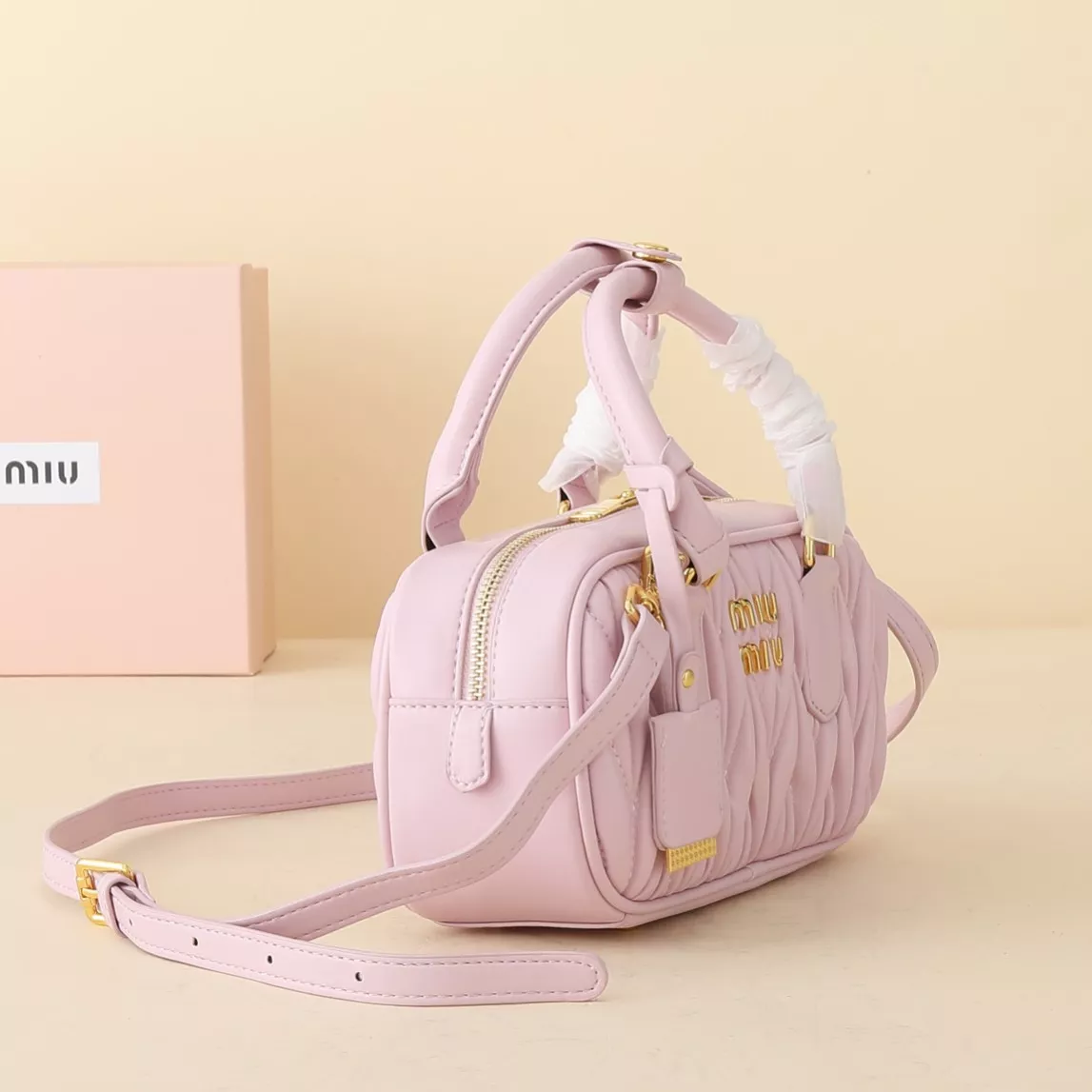 MIU MIU AAA Quality Handbags For Women EyeCatching 8646