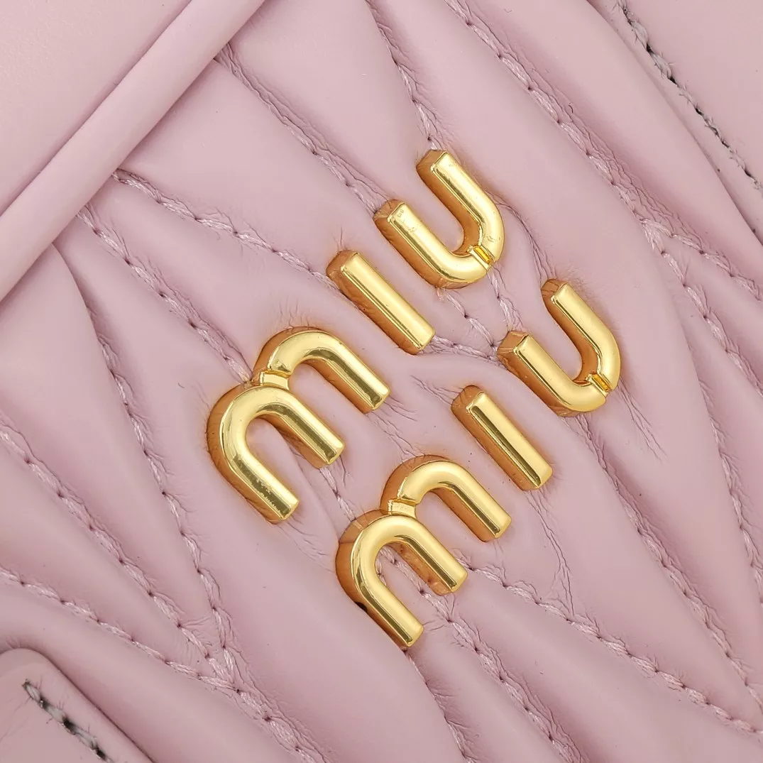 MIU MIU AAA Quality Handbags For Women EyeCatching 8646