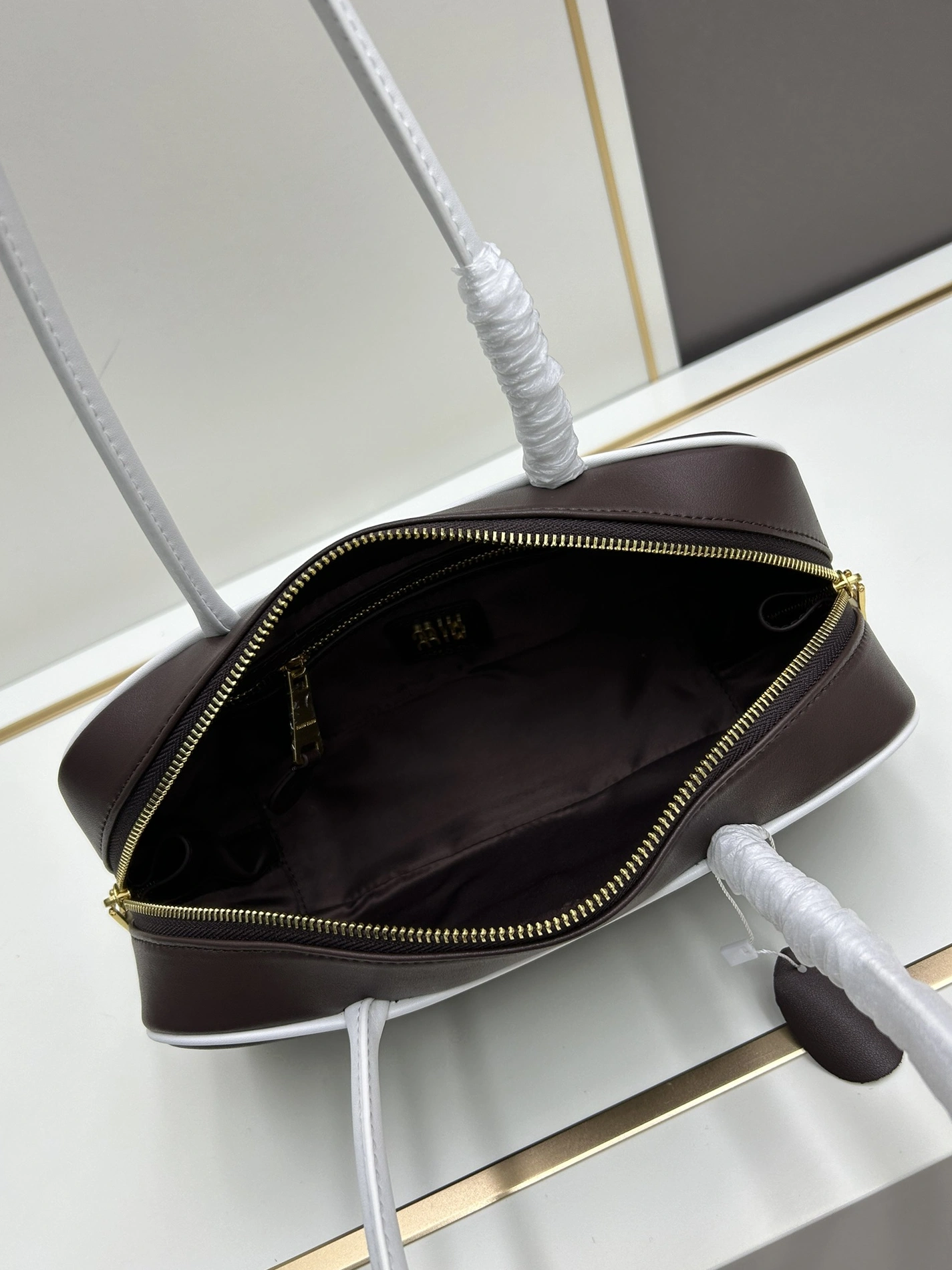 MIU MIU AAA Quality Handbags For Women EyeCatching 8830