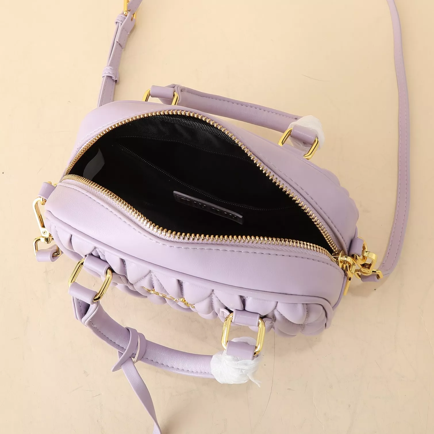 MIU MIU AAA Quality Handbags For Women Fashionable 9762