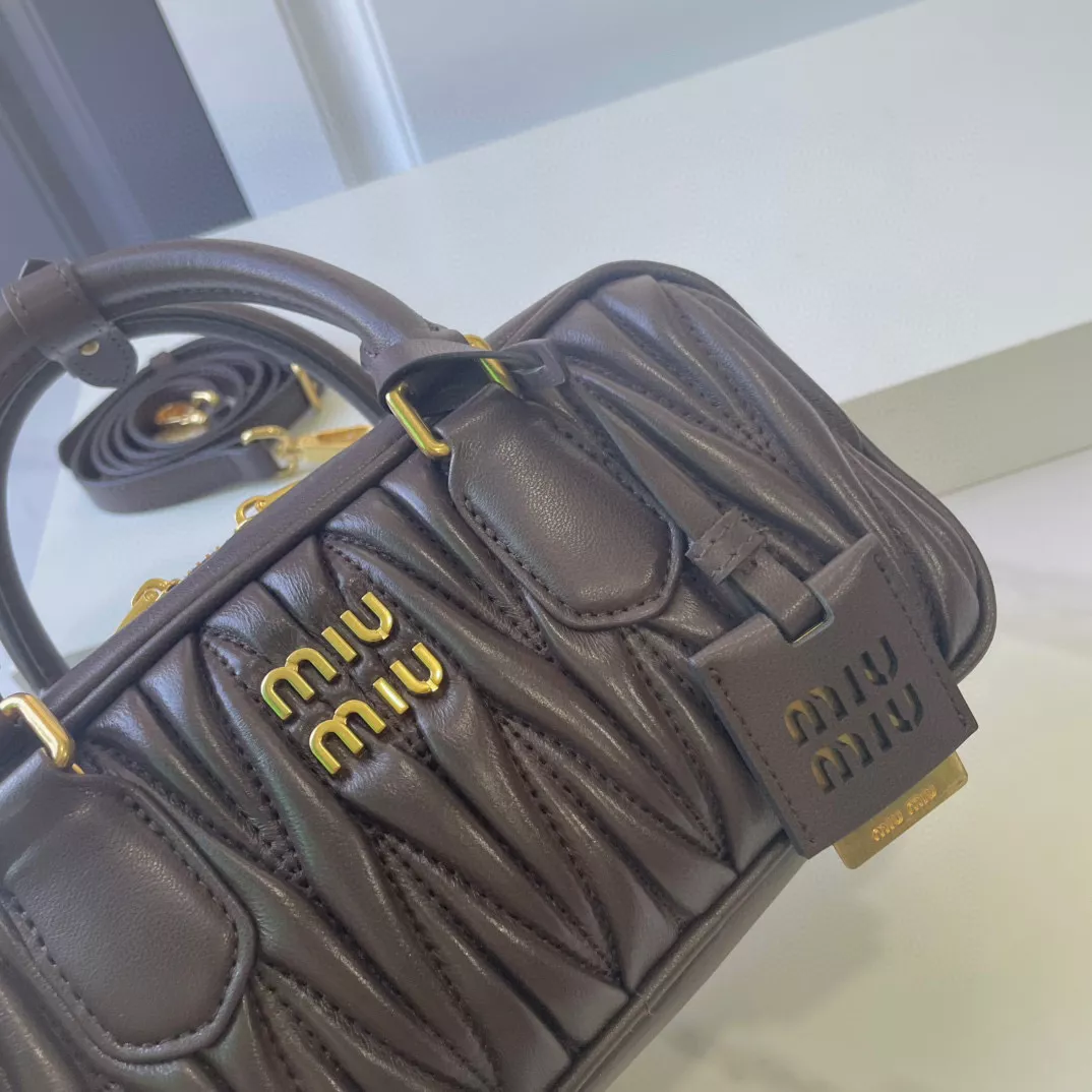 MIU MIU AAA Quality Handbags For Women Flexible 7030