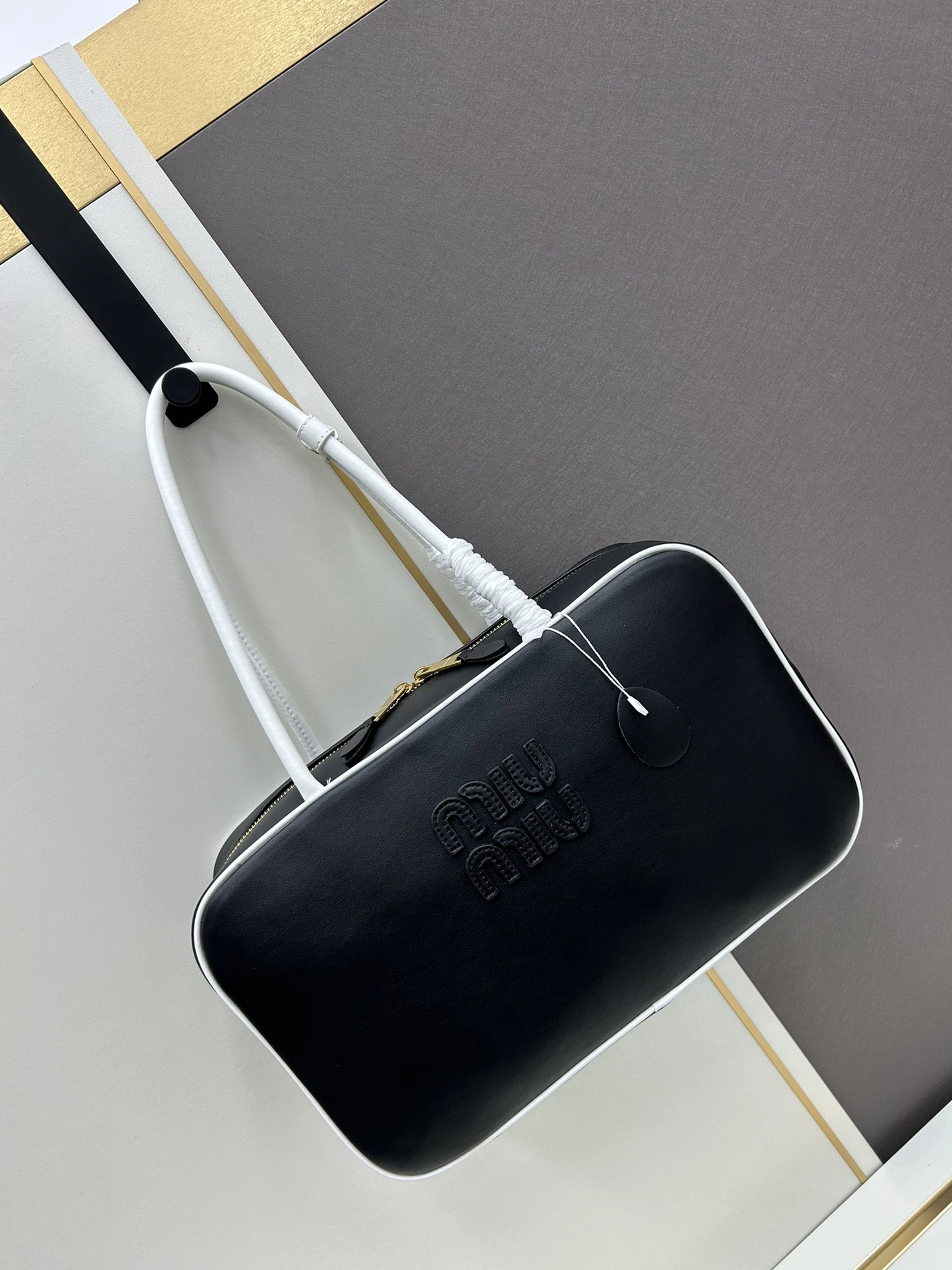 MIU MIU AAA Quality Handbags For Women GoAnywhere 705