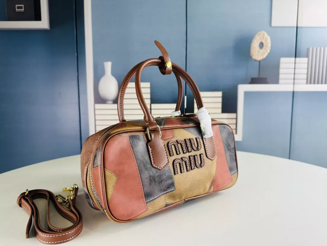 MIU MIU AAA Quality Handbags For Women GoAnywhere 8257