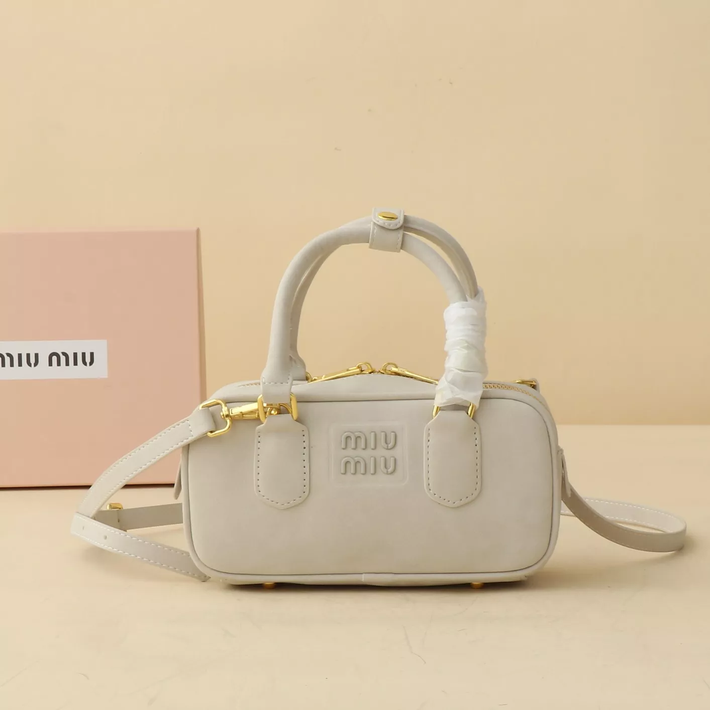 MIU MIU AAA Quality Handbags For Women Modern 8502