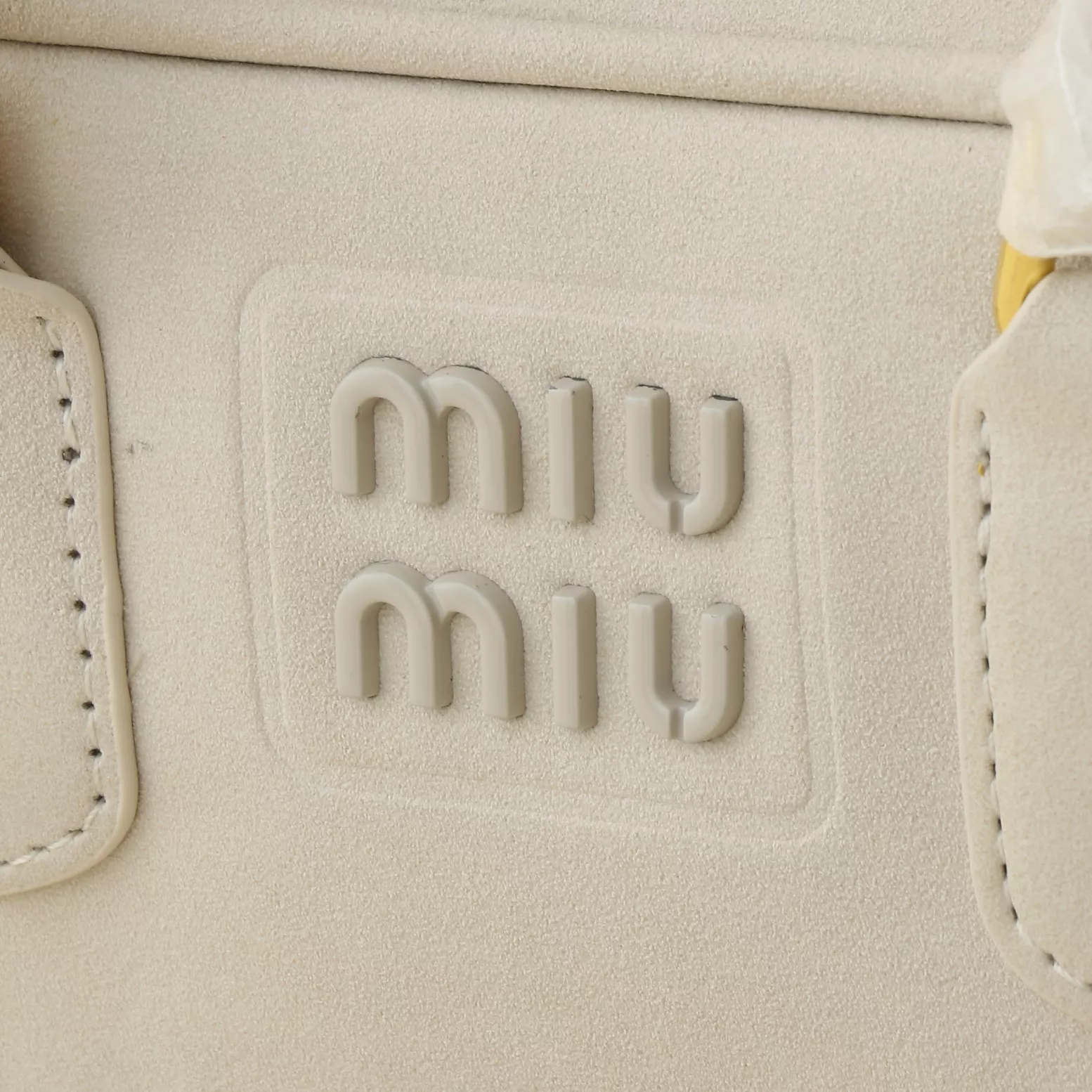 MIU MIU AAA Quality Handbags For Women Modern 8502