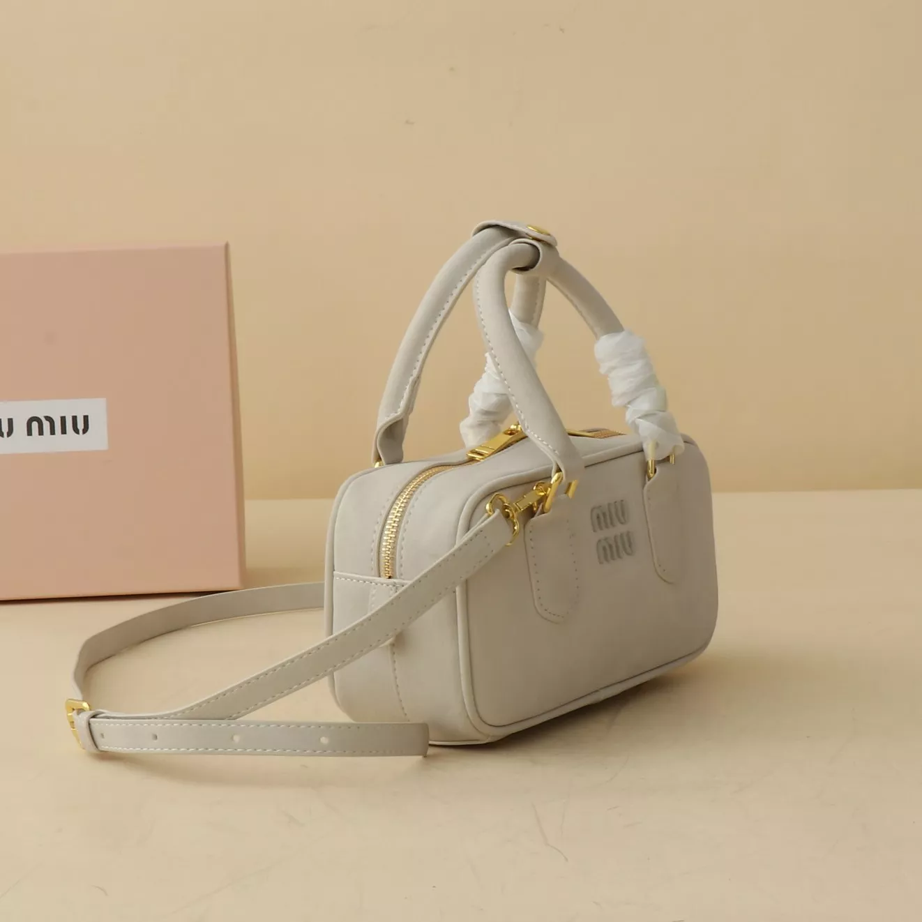 MIU MIU AAA Quality Handbags For Women Modern 8502