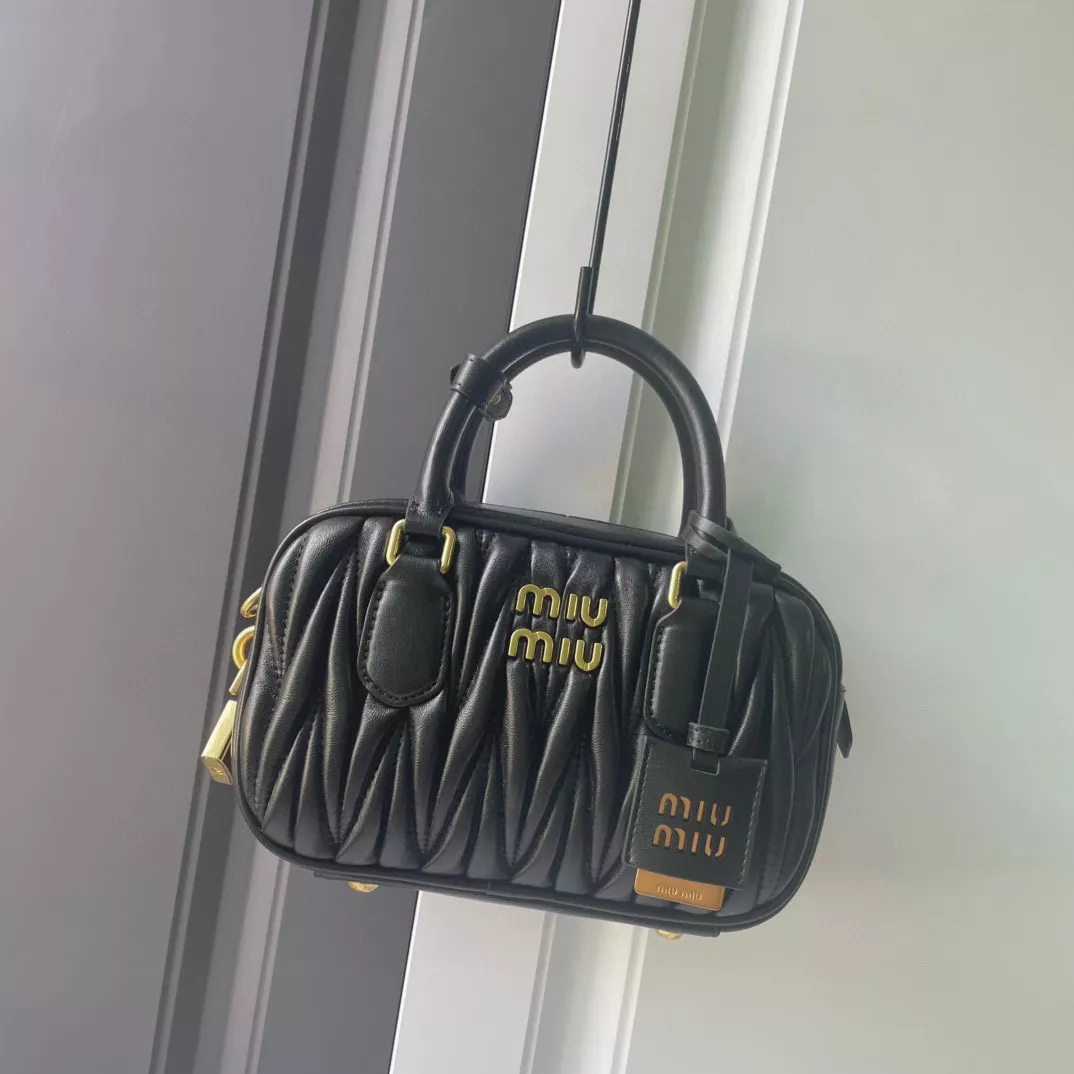 MIU MIU AAA Quality Handbags For Women NewStyle 9259