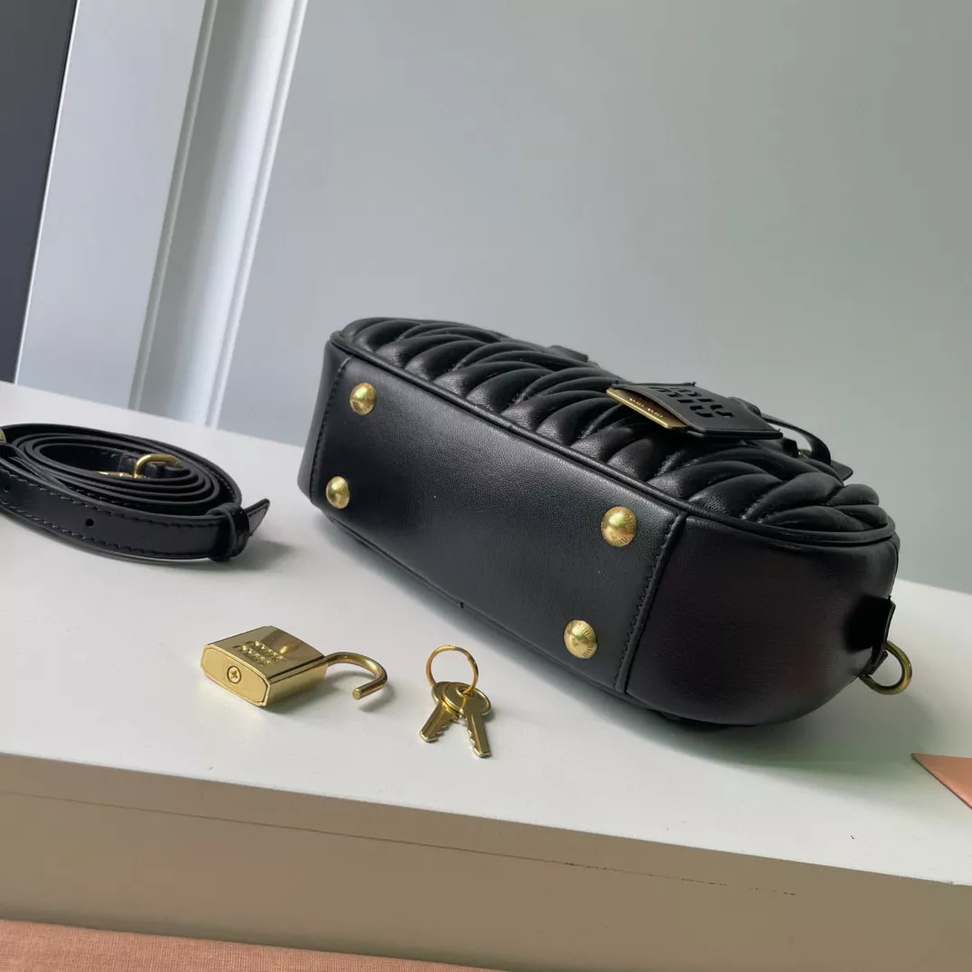 MIU MIU AAA Quality Handbags For Women NewStyle 9259