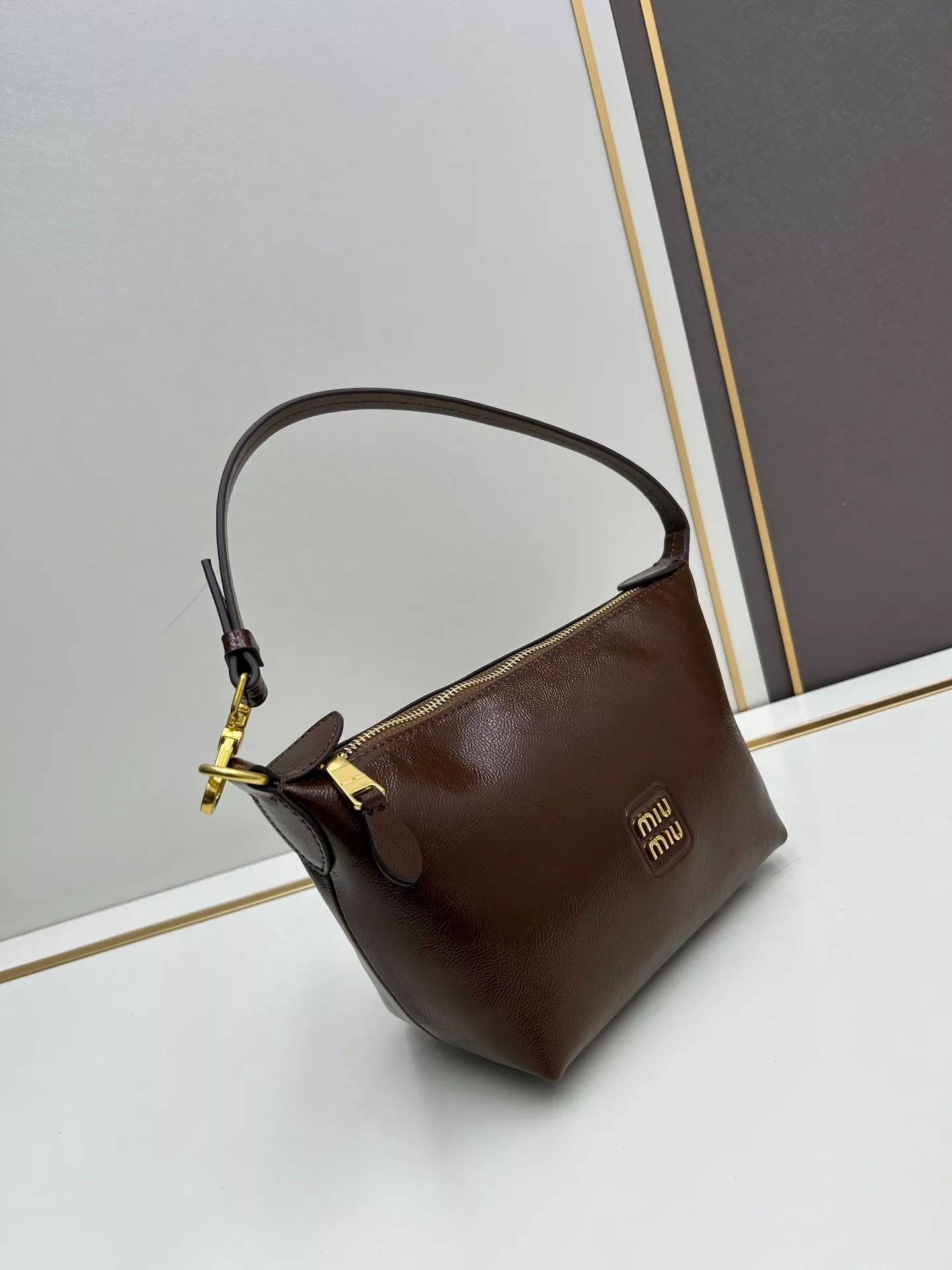 MIU MIU AAA Quality Handbags For Women SmartChoice 997