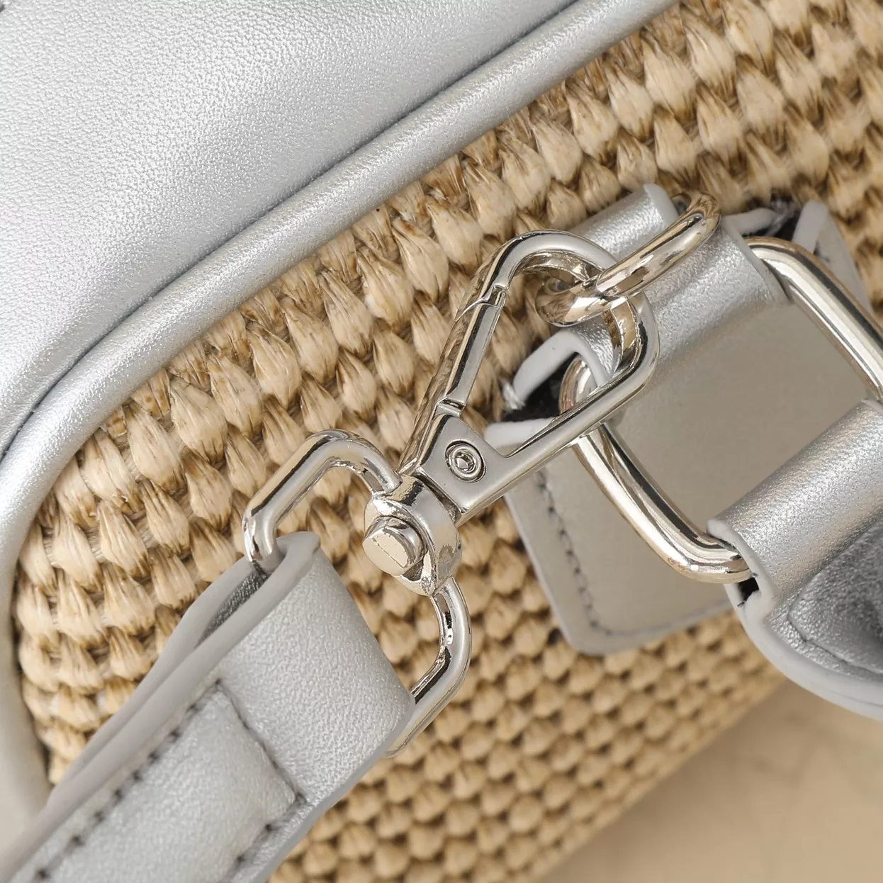 MIU MIU AAA Quality Handbags For Women Soft 1607