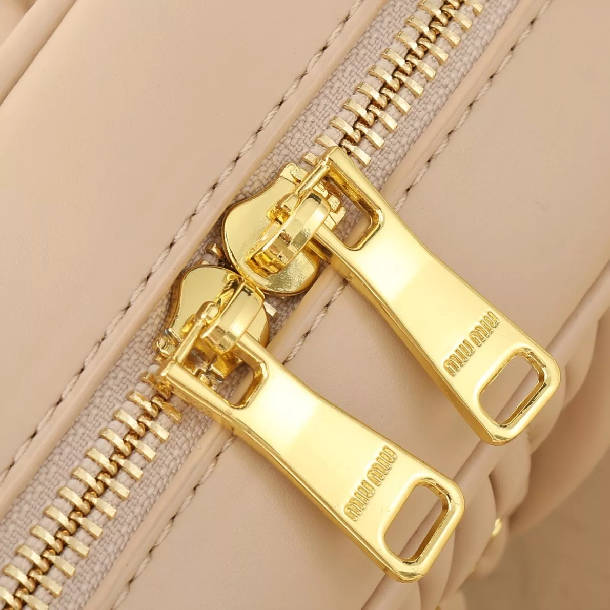 MIU MIU AAA Quality Handbags For Women TopPick 3600