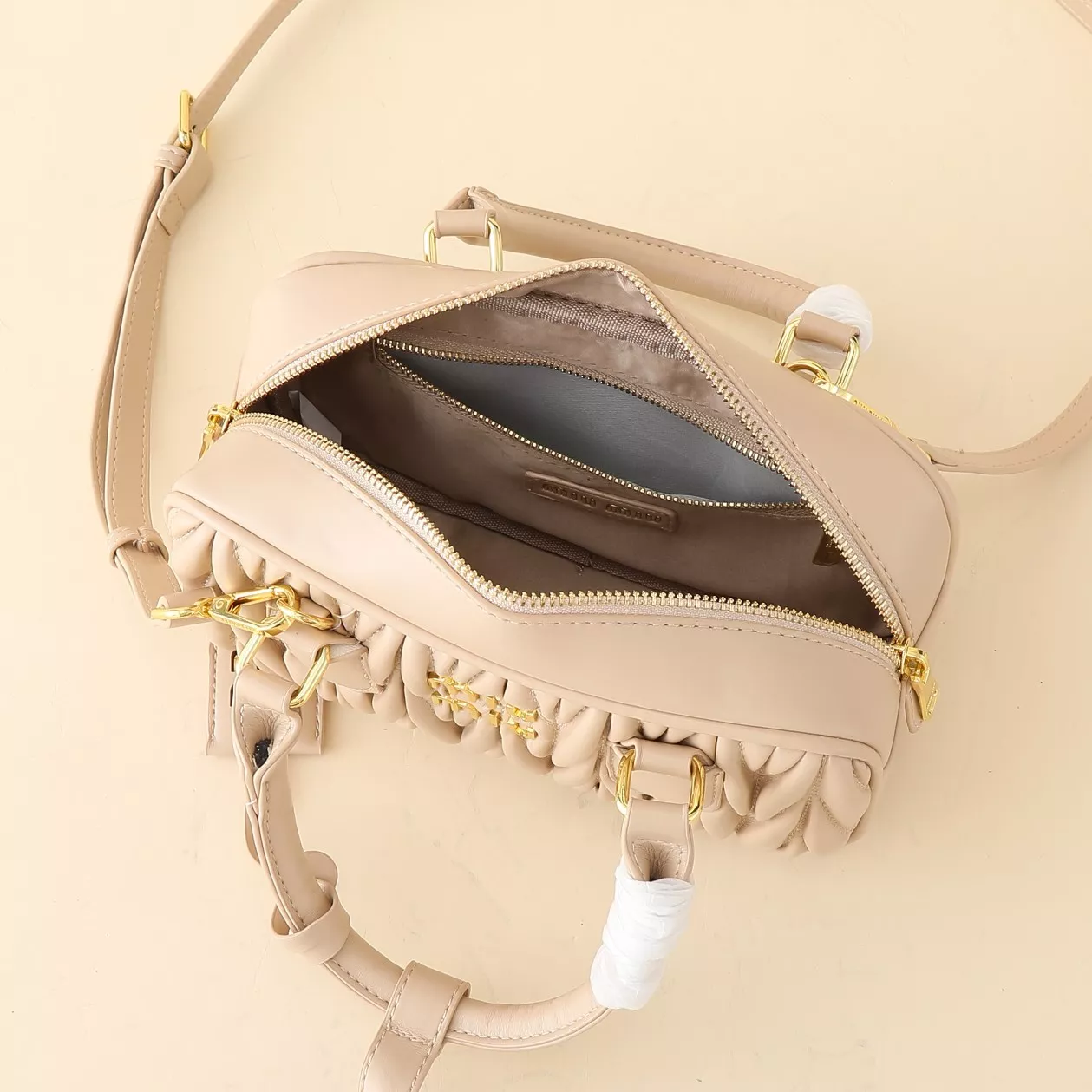 MIU MIU AAA Quality Handbags For Women TopPick 3600