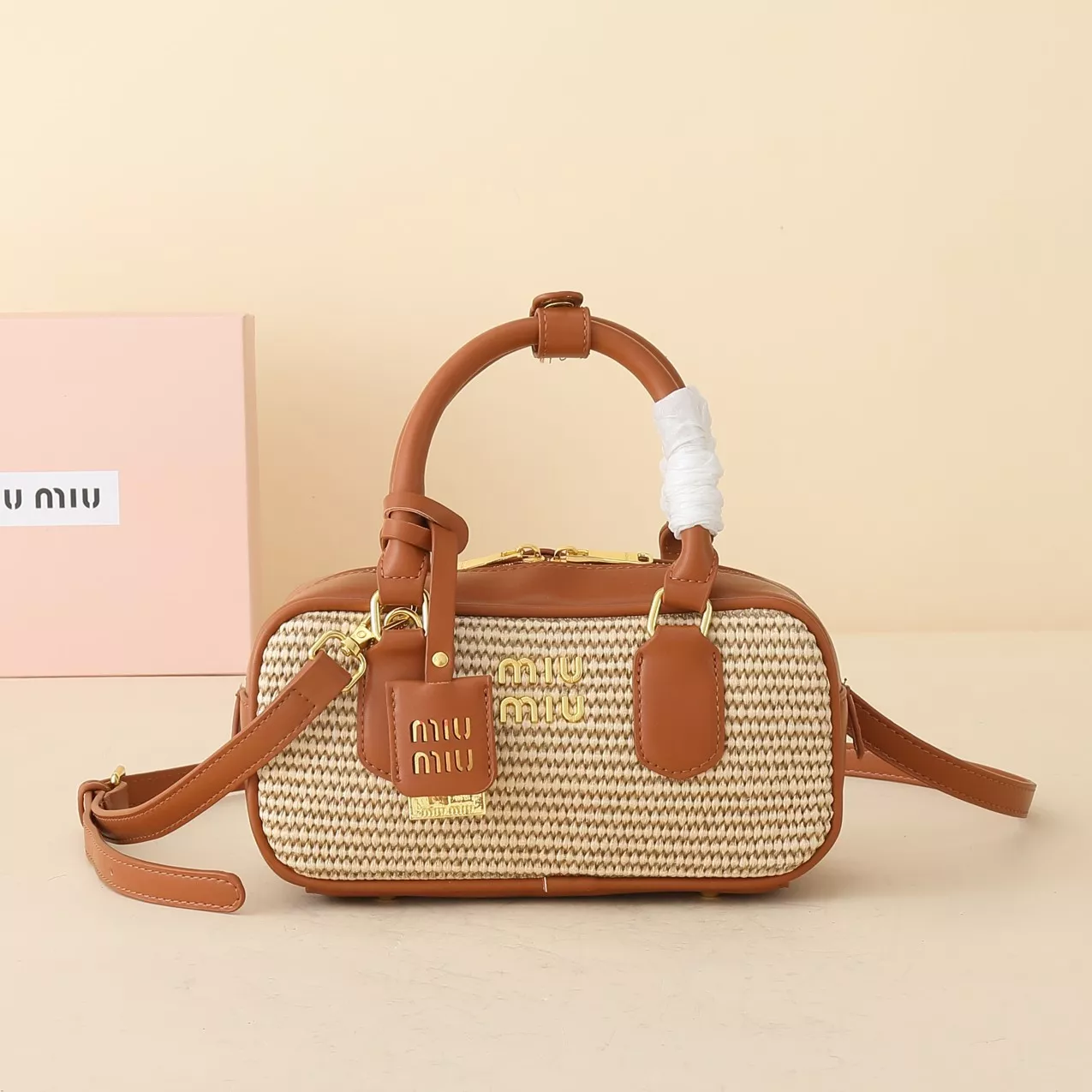 MIU MIU AAA Quality Handbags For Women Trendsetting 7872