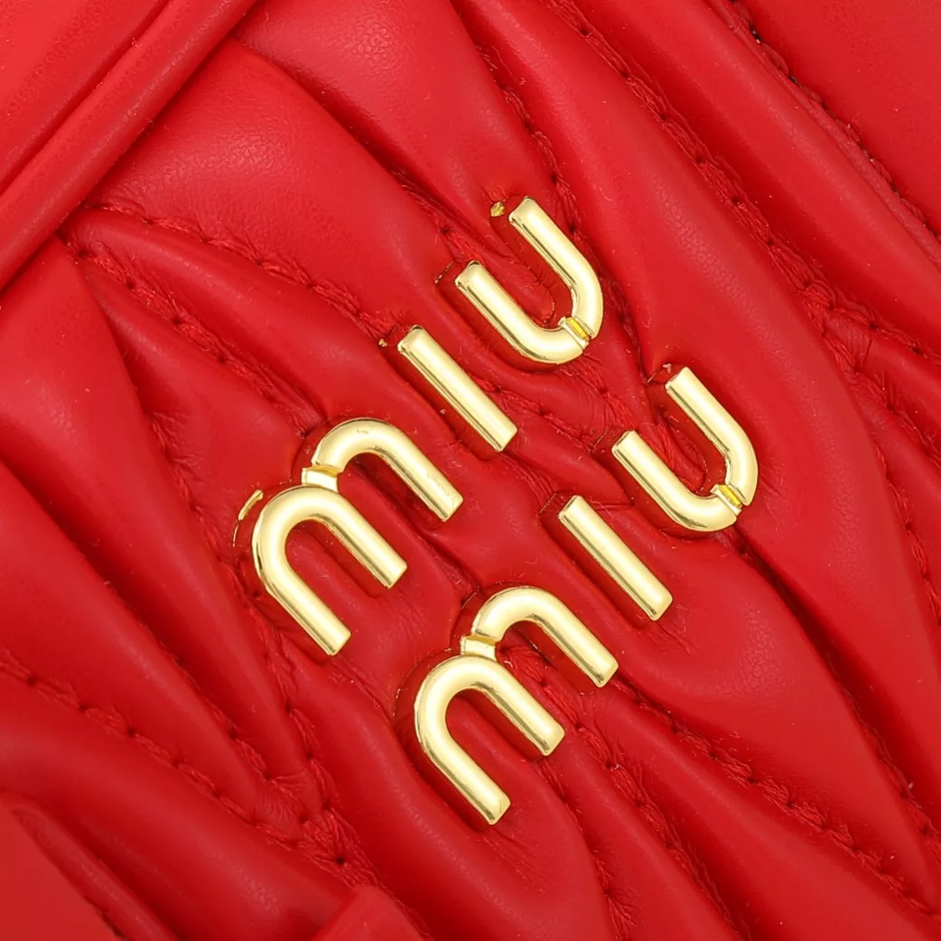 MIU MIU AAA Quality Handbags For Women Trendy 8044