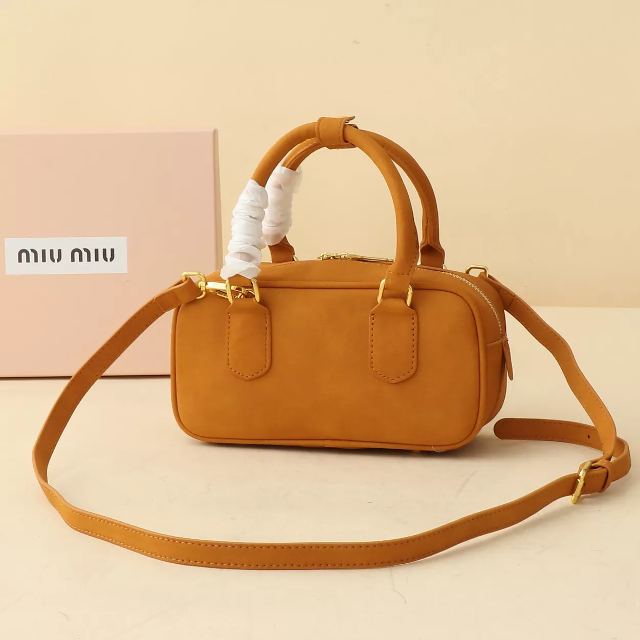 MIU MIU AAA Quality Handbags For Women Unique 549